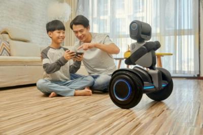 Segway路萌机器人登陆中国大陆 京东预售直降500元