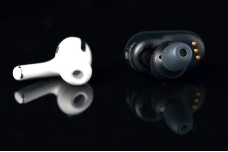 天天被追问WF-1000XM3和AirPods Pro哪个好，现在答案来了