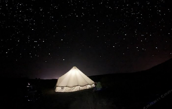 早看朝霞晚览星空，这10家途家民宿藏在甘肃的美景中