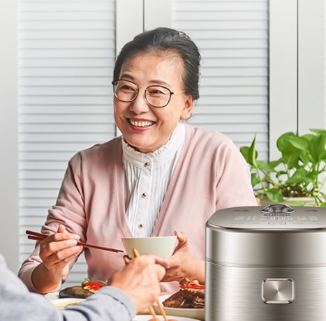 远红外电饭煲，以科技力量成就一碗简单米饭