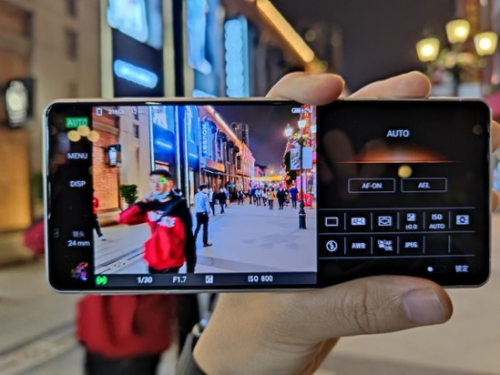 在拍照上拿奖拿到手软的索尼Xperia1 II，是天下摄友的新年大礼