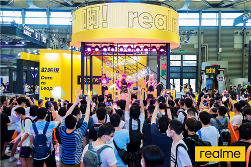 realme：深圳创新企业扬名世界的“新名片”