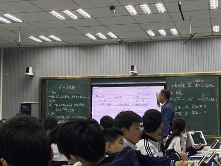 
推进智慧课堂校内建设，无为市赫店中心学校校内公开课圆满成功