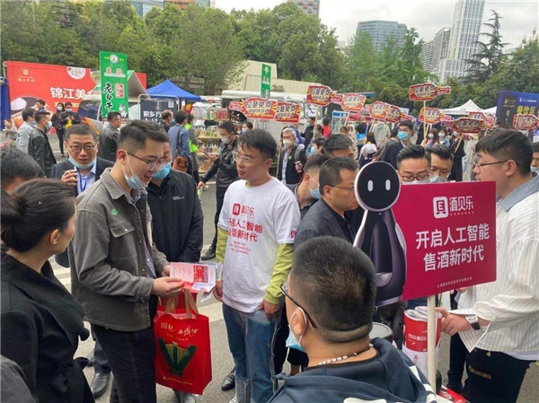 酒贝乐强势领跑天府之国，糖酒会现场大放异彩