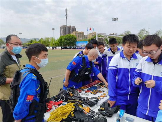 践行社会使命 传递品牌温度 长城炮一直走在路上