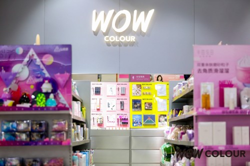 解码Z世代新消费趋势 WOW COLOUR极致诠释美妆新生态