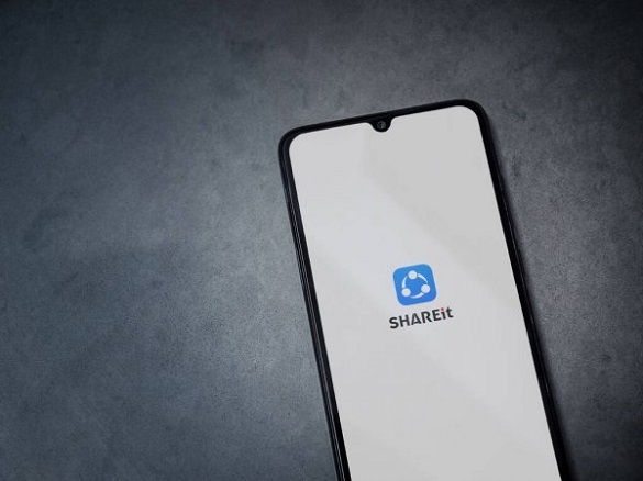 茄子科技（SHAREit Group）海外蝶变：从服务底层到赋能企业