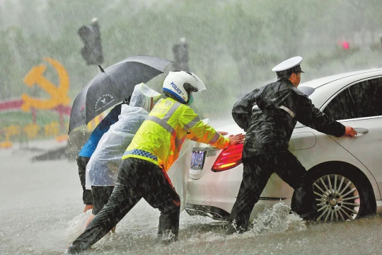 河南再发暴雨预警，面对天灾如何未卜先知？