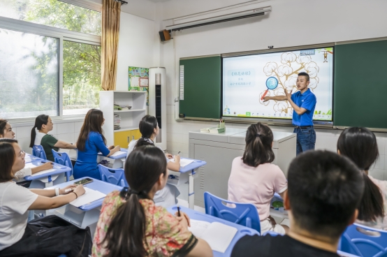 这位校长的一段话，让希沃讲师看到信息化培训的意义