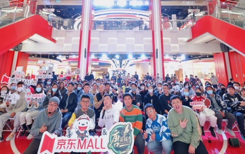 超人气脱口秀“唐蒜铺子”爆笑来袭 西安京东MALL 12.12火热开启