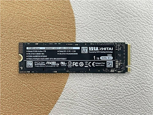 SSD铁人三项耐力赛：致钛PC005惊喜出圈