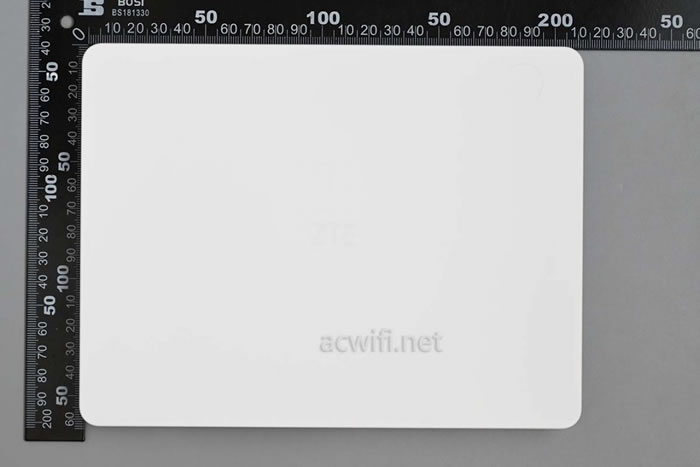 中兴（ZTE）晴天墙面路由器AX3000拆机评测11.jpg