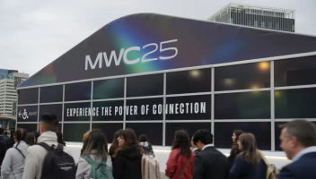 MWC25观察：无AI不网络！