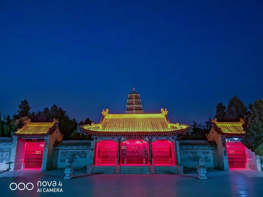 从苍茫大地到绚丽古都，用华为nova4的超广角留住一路美景