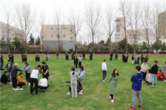 万博科技职业学院大学生骨干素质拓展训练营开训