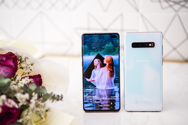 Galaxy S10系列三大关键因素助阵 三星成功击溃华为