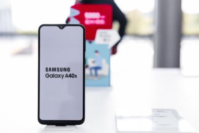 后置超广角三摄 三星Galaxy A40s开启千元机拍照新时代