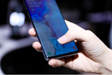 三星Galaxy S10和华为P30同是屏下指纹识别，哪个更安全？