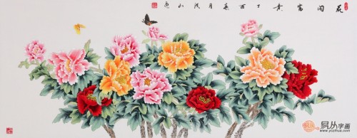 客厅背景墙上的挂画，名家手绘花鸟国画更受欢迎