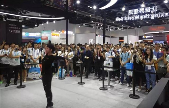 国内首秀〡利亚德0.6mm“中国屏”闪耀InfoComm China2019