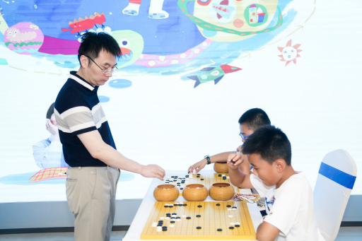 国家围棋队全国行太原站 华为AI助力青少年围棋发展