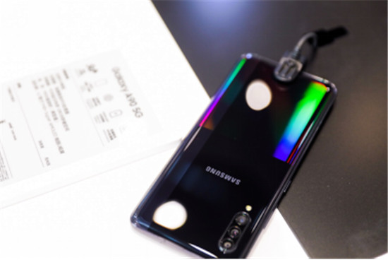 5G套餐公布后 三星Galaxy A90 5G教你手机如何选