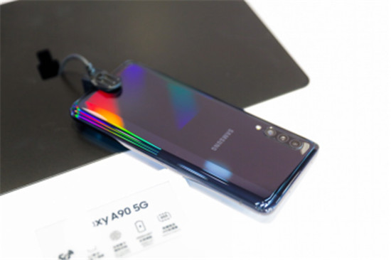 三星Galaxy A90 5G大揭秘 年轻人都在玩哪些黑科技