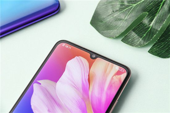 全新菱形四摄又添一员！vivo Y9s再为业界注入清流