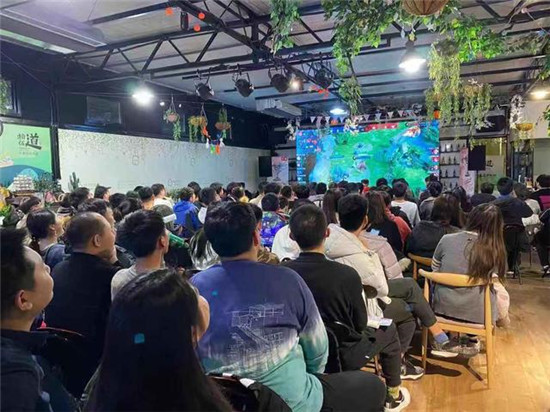 AG摘下2019秋季KPL冠军 京东手机KPL观赛团见证历史时刻