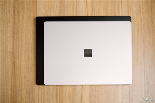 Surface Laptop 3 13.5与15英寸正面对决：十代酷睿是最后赢家