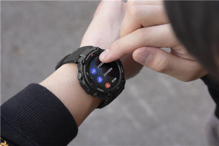 华米科技户外智能手表Amazfit T-Rex评测：12项军规认证硬核性能加持