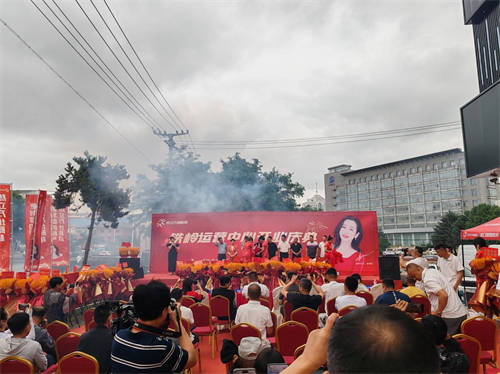 6月盛夏，双店同启！热立方东北区域又两家专卖店盛大开业